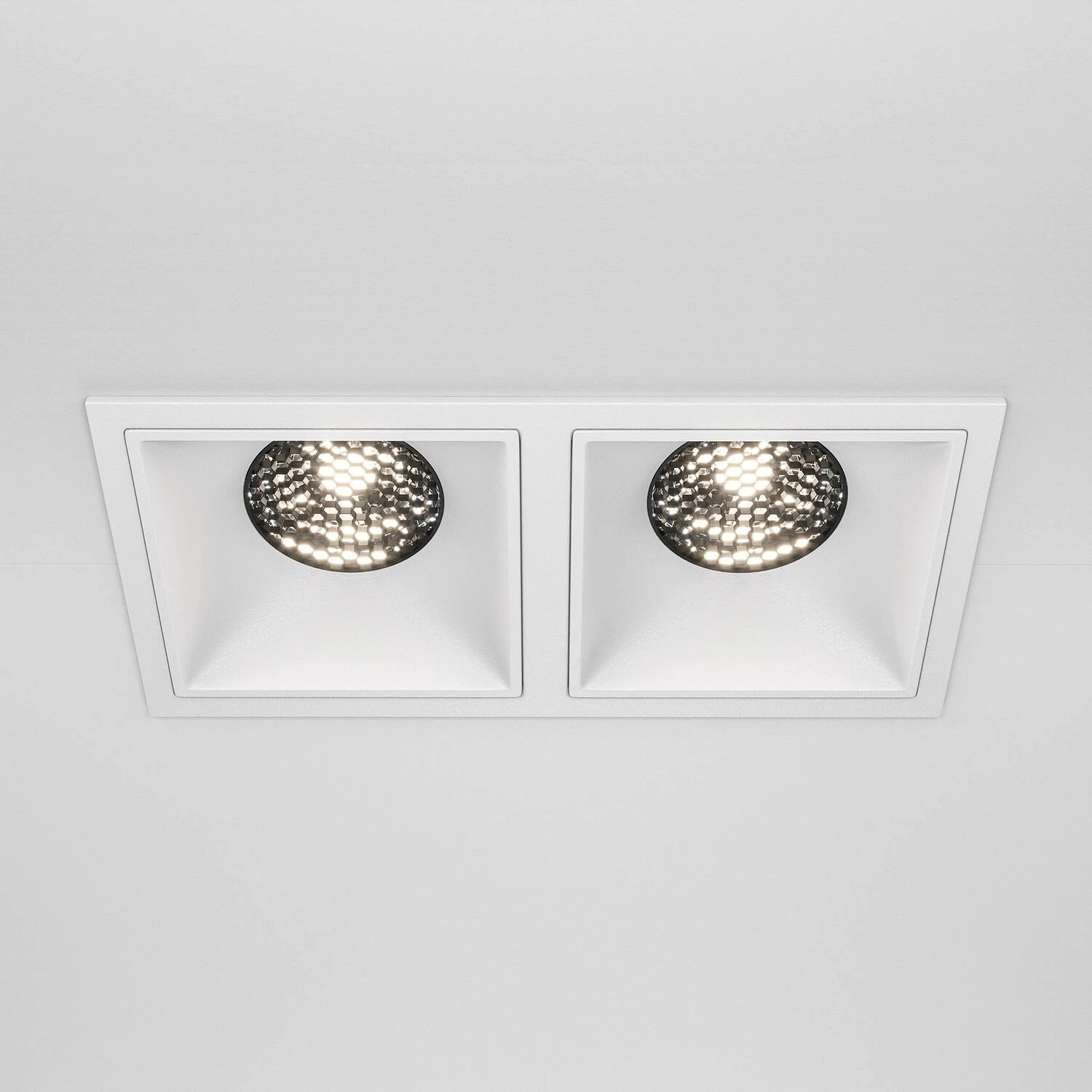 Встраиваемый светильник Downlight Alfa LED 30W, 4000K, Белый (Maytoni Technical, DL043-02-15W4K-SQ-W) - Amppa.ru